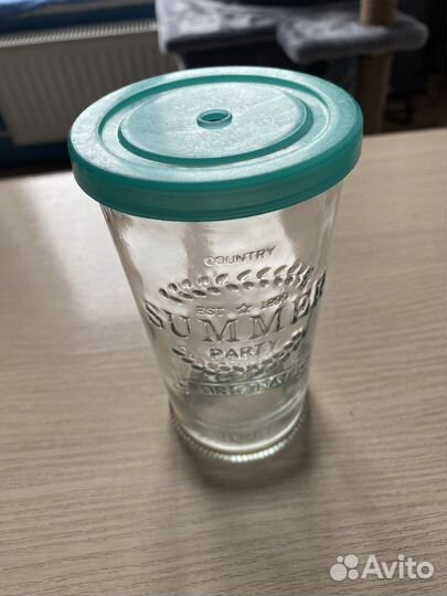 Стакан с крышкой для трубочки посуда