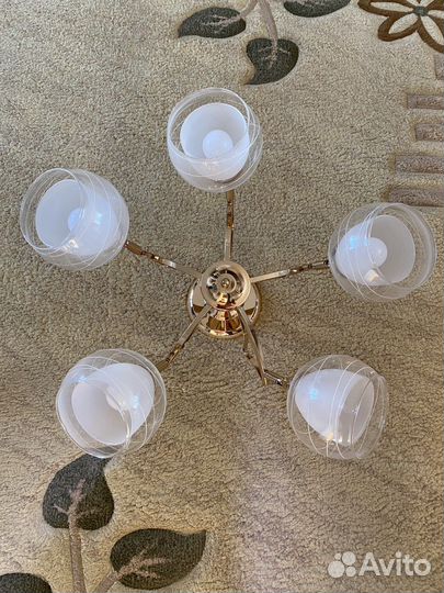 Люстра потолочная