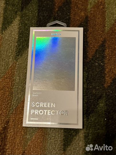 Защитное стекло iPhone 13