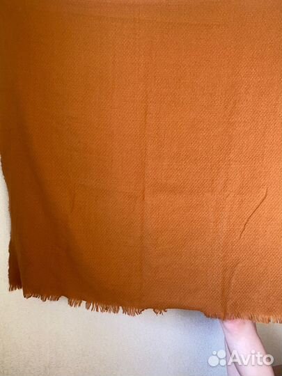 Платок коричневый Mango большого размера