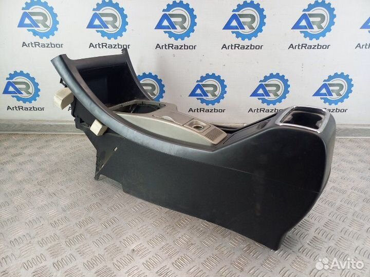 Консоль центральная (тоннель) Chery M11 A3 1.6