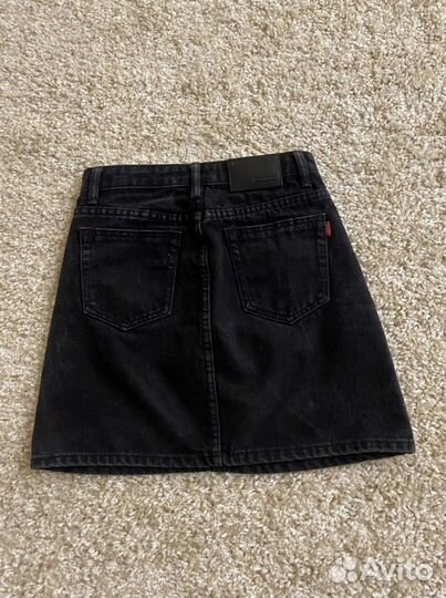 Черная джинсовая юбка