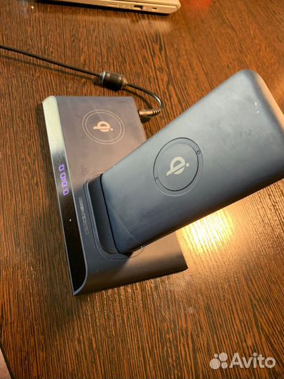 База для беспроводной зарядки на 2 гаджета