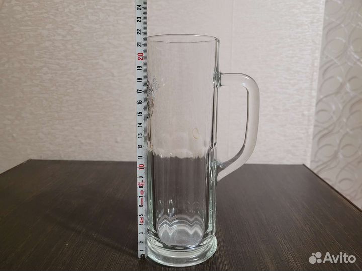 Новый бокал для пива с ручкой 0.5л