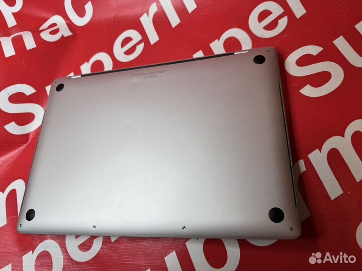 Apple macbook pro 15 2019 i9/32GB/512GB