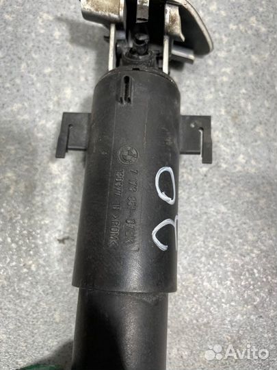 Форсунка омывателя фар Bmw X5 Рестайлинг E70 3.0