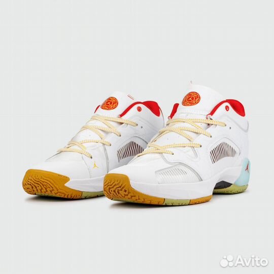 Кроссовки Air Jordan 37 Low White Gum