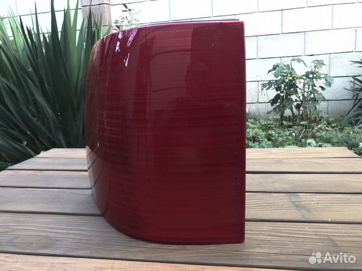 Фонарь задний правый Volkswagen Passat B5 (97-00г)