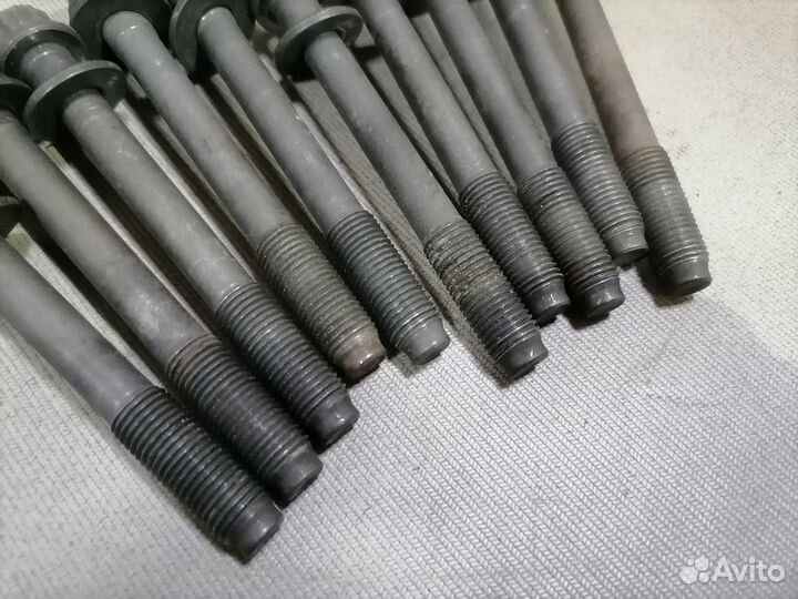 Комплект болтов ГБЦ 2.4 4G64S4M Chery Tiggo (T11)