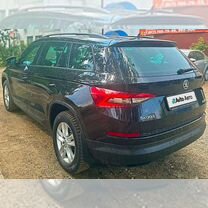 Skoda Kodiaq 2.0 AMT, 2018, 191 000 км, с пробегом, цена 2 380 000 руб.