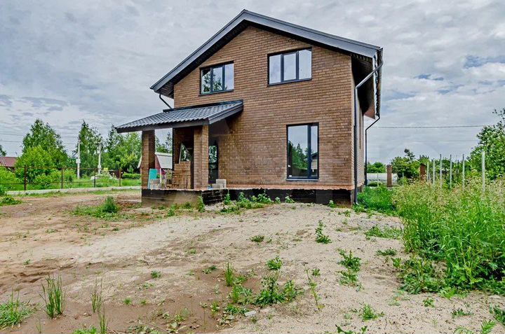 Дом 131,6 м² на участке 9 сот.