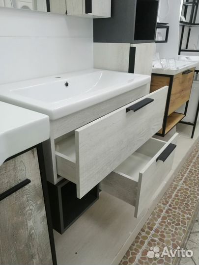 Комплект мебели в ванную 