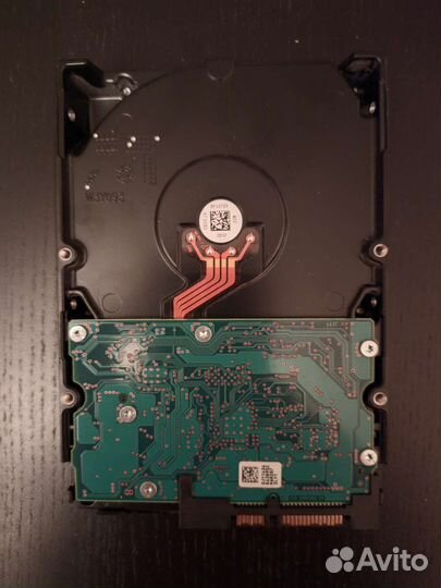 Жесткий диск 3.5 Hitachi Deskstar 7K3000 2 Тб