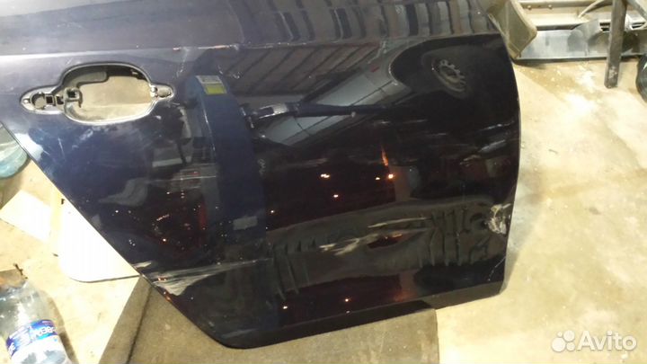 Дверь задная на бмв