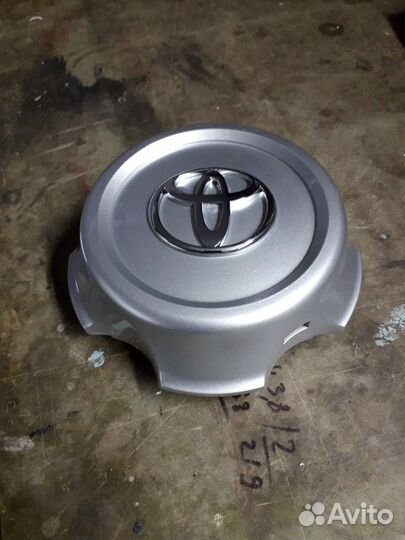 Декоративный колпак диска колеса 