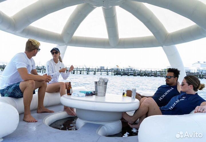 Надувной плот для отдыха