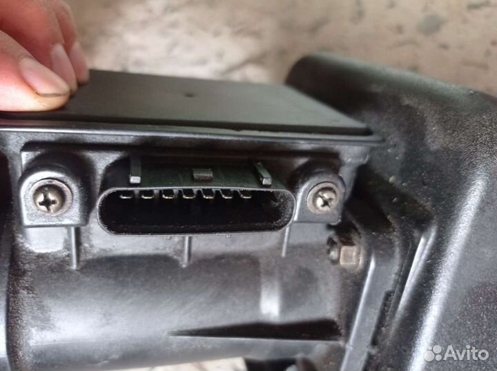 Корпус фильтра+дмрв pajero 2 6g74 3,5