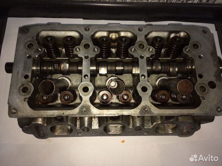 Головка блока целиндров Chrysler 300m 3.5L