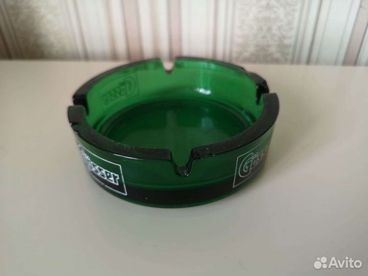 Пепельница цветное стекло