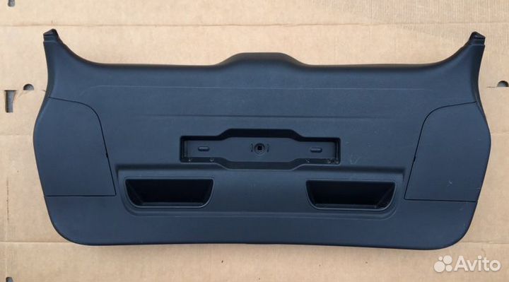 Обшивка крышки багажника Bmw 2 F46