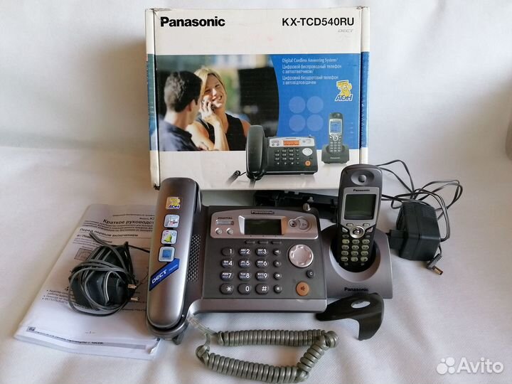 Радиотелефон с автоответчиком Panasonic