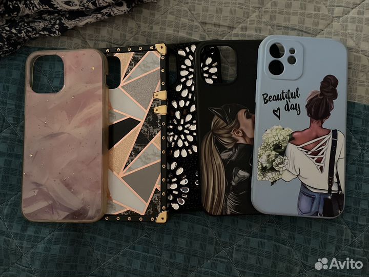 Чехол на iPhone 12