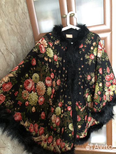 Пончо женское