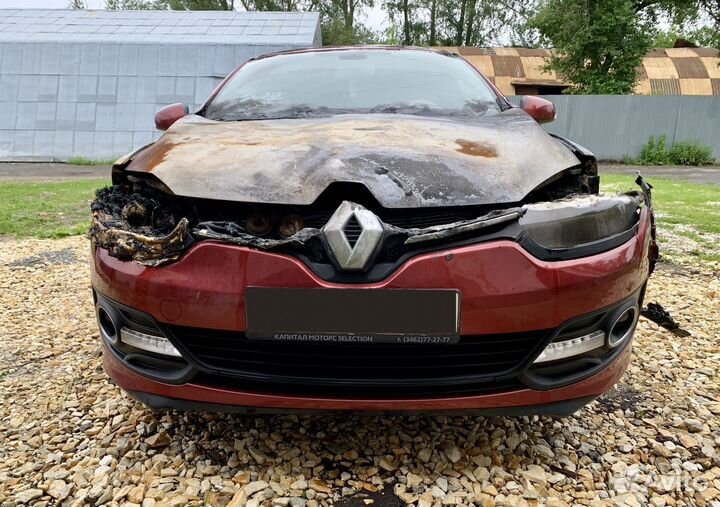 Renault Megane 1.6 CVT, 2014, битый, 120 000 км
