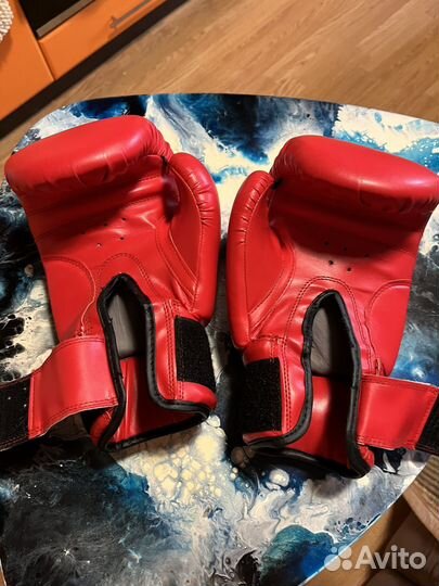 Боксерские перчатки 10 oz green hill