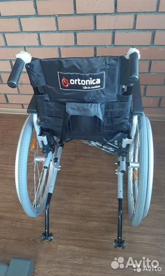 Инвалидная кресло-коляска Ortonica base 195
