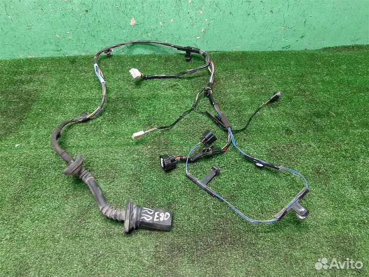 Проводка двери задней правой Mitsubishi Grandis 2