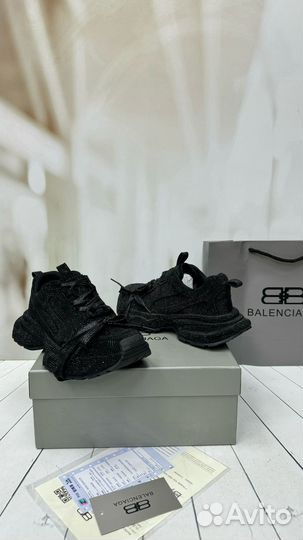 Balenciaga кроссовки со стразами