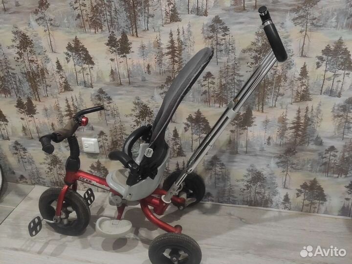 Трехколесный велосипед LexxPremium