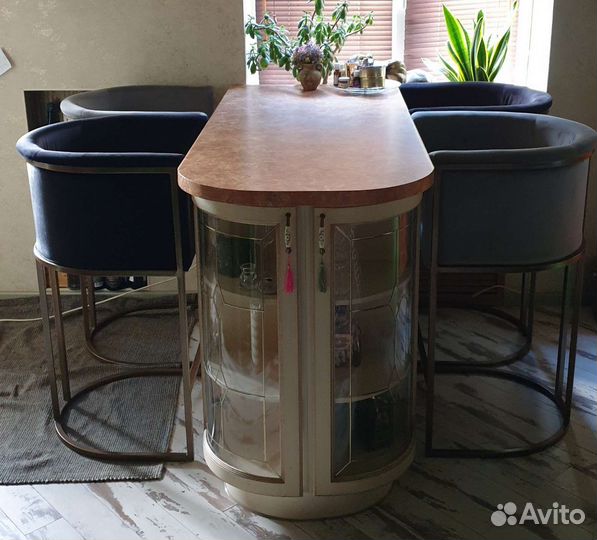 Барная стойка/стол/шкаф