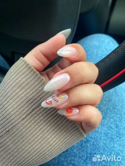 Мастер маникюра