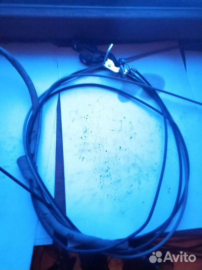 Трос открывания багажника бака hyundai Solaris kia