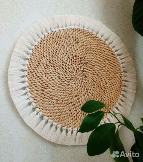 Плетёное панно