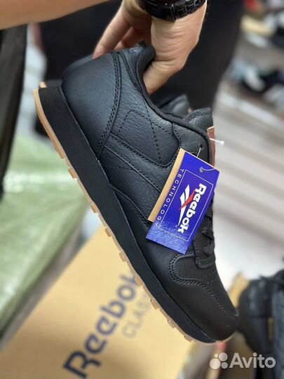 Кроссовки Reebok classic кожа