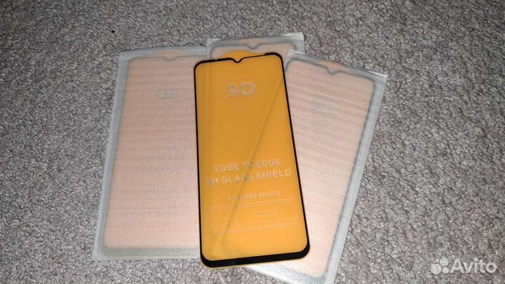 Защитное стекло Realme C31