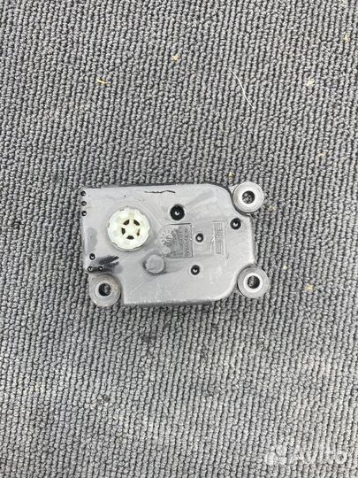 Сервопривод заслонки отопителя opel meriva a