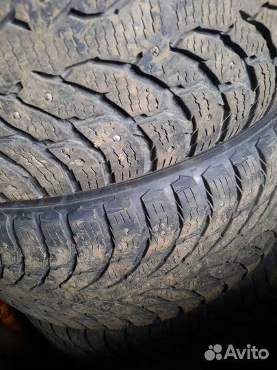 Nokian Tyres Hakkapeliitta 9 275/45 R21