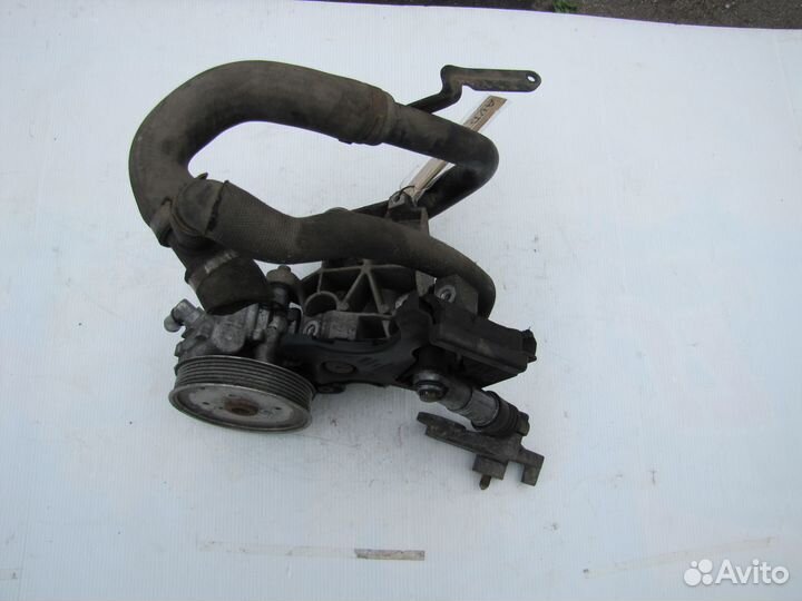 Насос гидроусилителя Audi A6 C6 2008