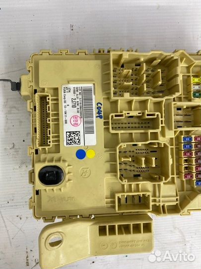 Блок предохранителей Kia Mohave 2 D6EB 2019-2023