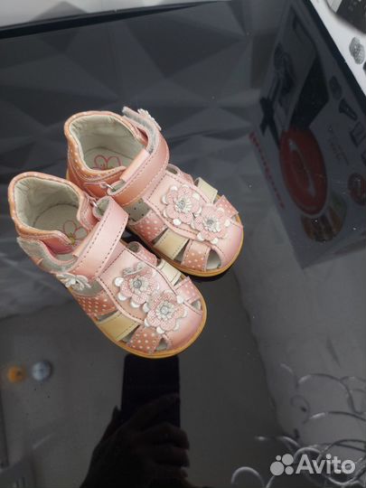 Сандалии для девочки 21 размера