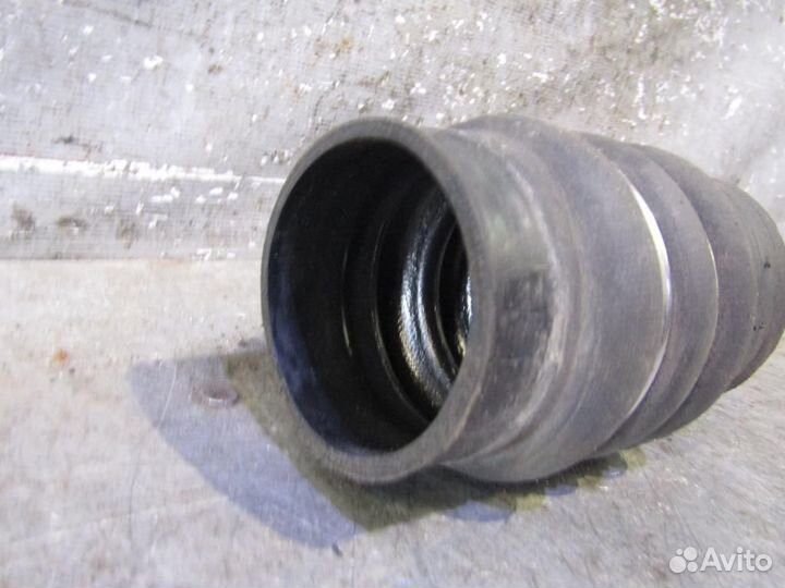 Патрубок интеркулера Porsche Cayenne 2003-2010