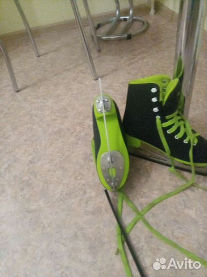 Коньки женские