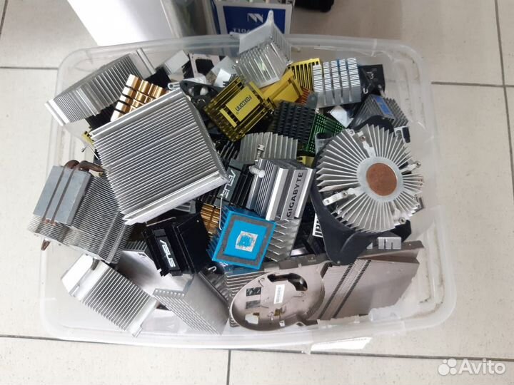 Радиаторы в ассортименте алюминиевые разной формы