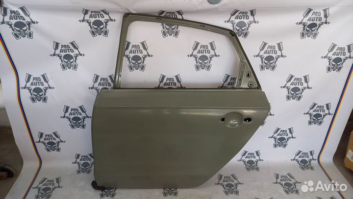 Дверь задняя VW Polo 5