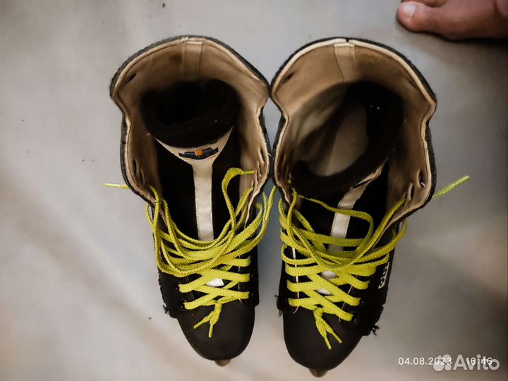 Ролики профессиональные на хоккейных botas