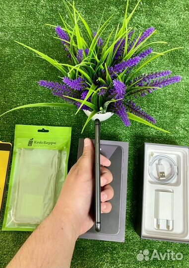 iPhone 8 Plus, 64 ГБ